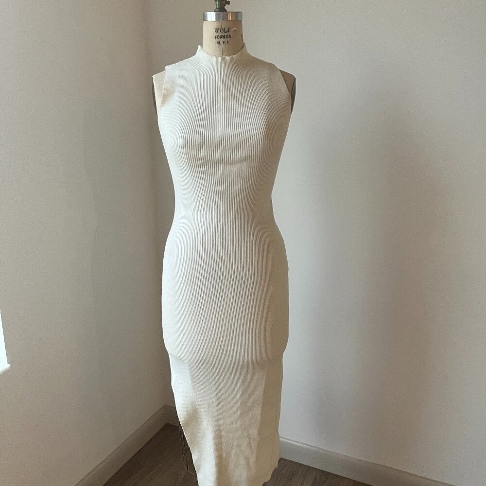 Minimalist Ivory Column Maxi Dress Small